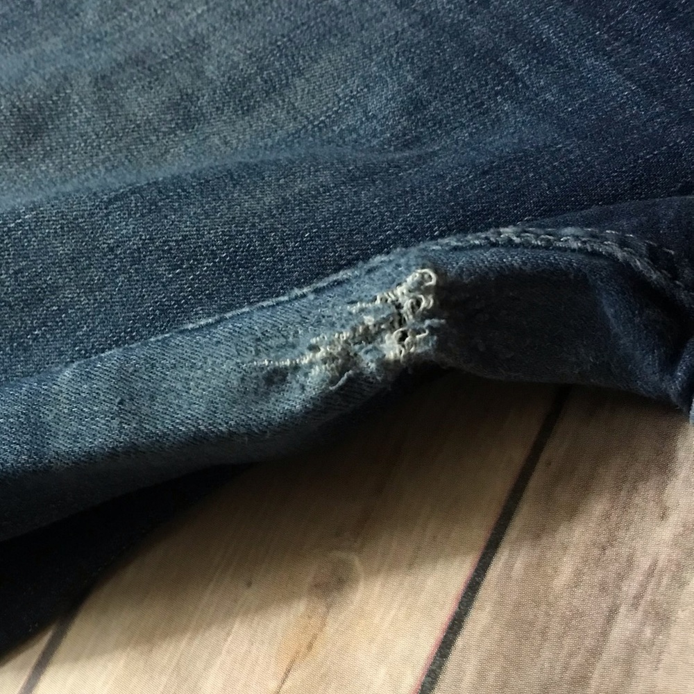 ❤️🩹Silver Jeans❤️🩹 - Picture 6 of 7